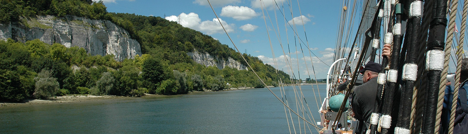 Parc Naturel régional des Boucles de la Seine proche du amping de la Forêt de Jumièges, camping 4 étoiles, hôtellerie de plein air avec piscine couverte, location chalets et mobil home en Seine Maritime, proche de Rouen