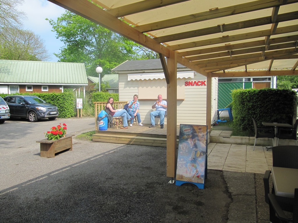 Les services du Camping de la Forêt de Jumièges, camping 4 étoiles, hôtellerie de plein air avec piscine couverte, location chalets et mobil home en Seine Maritime, proche de Rouen